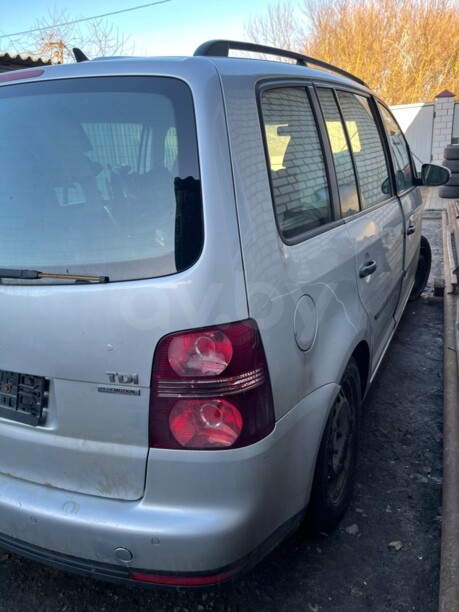 Volkswagen Touran I · Рестайлинг, 5 мест, 2010 г.
