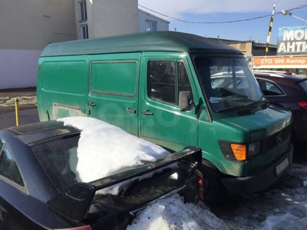 Mercedes Т1 207D - 410D 208, 1993 г.