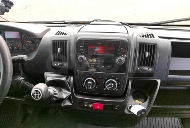 Peugeot Boxer 3.0180, 2015 г.