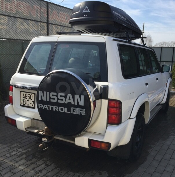 Nissan Patrol Y61, 7 мест, 2002 г.
