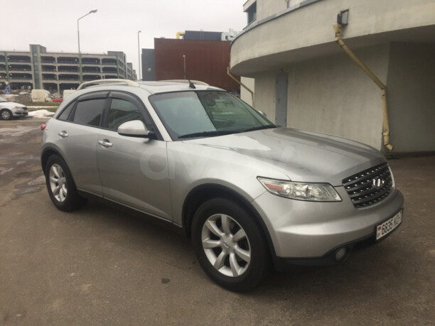 Infiniti FX I, 2003 г.
