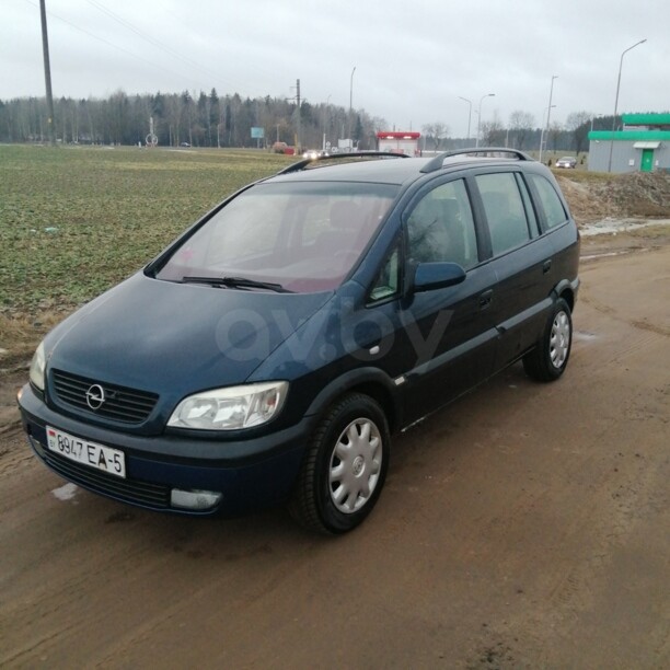 Opel Zafira A, 7 мест, 2002 г.