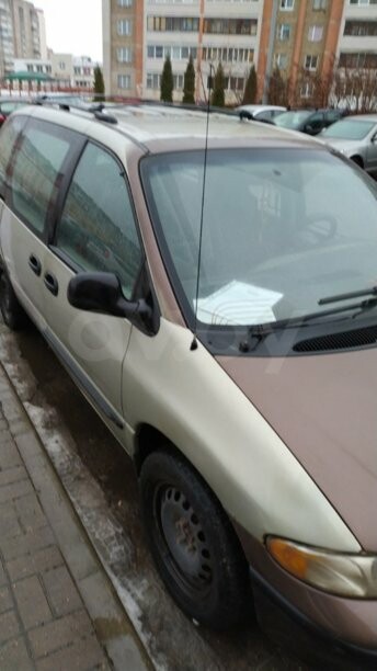 Dodge Caravan III, 5 мест, 2000 г.