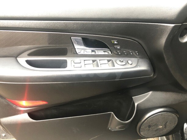 SsangYong Rexton II, 5 мест, 2012 г.