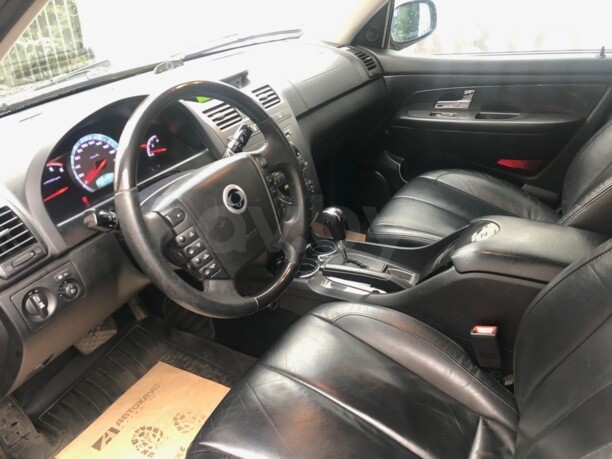 SsangYong Rexton II, 5 мест, 2012 г.