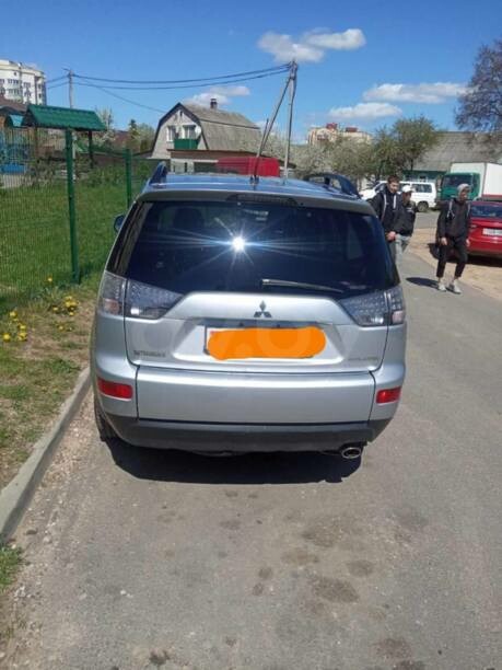 Mitsubishi Outlander XL, 5 мест, 2007 г.