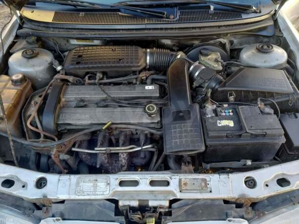 Ford Mondeo I, 1995 г.