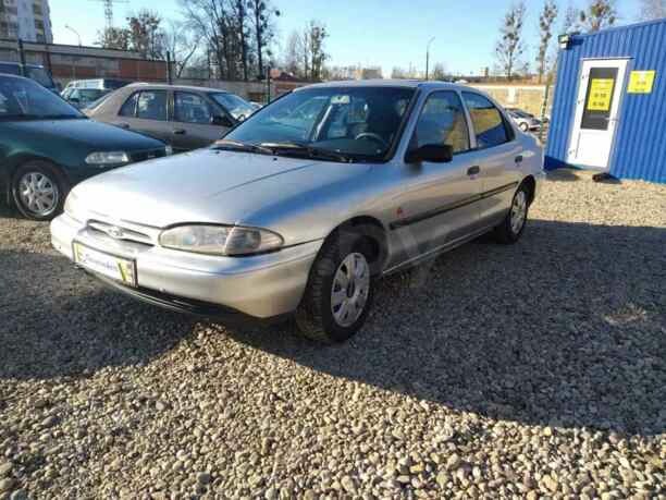 Ford Mondeo I, 1995 г.