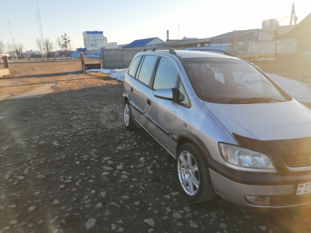 Opel Zafira A, 7 мест, 2000 г.