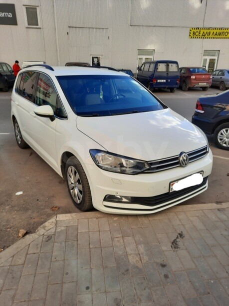 Volkswagen Touran III, 7 мест, 2016 г.