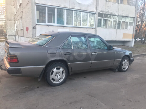 Mercedes-Benz E-Класс W124, S124, C124, A124, 1989 г.