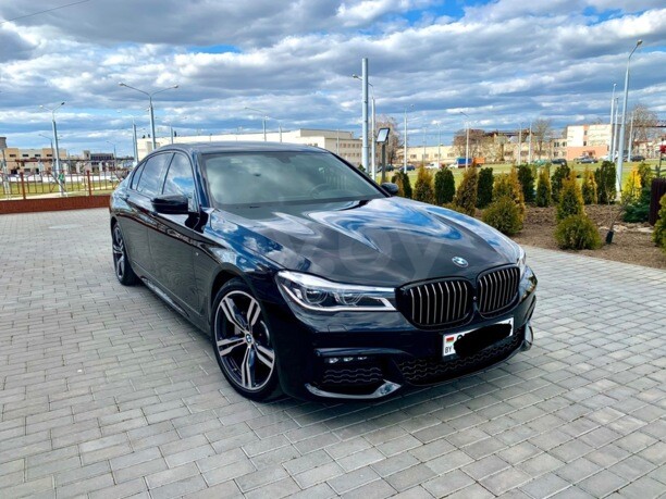 BMW 7 серия G11, 2015 г.