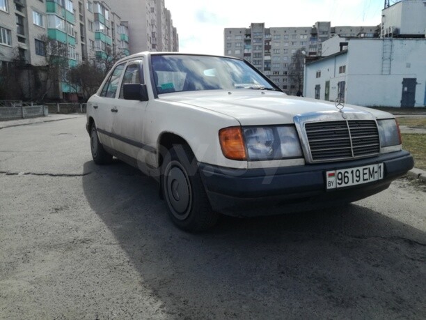 Mercedes-Benz E-Класс W124, S124, C124, A124, 1988 г.