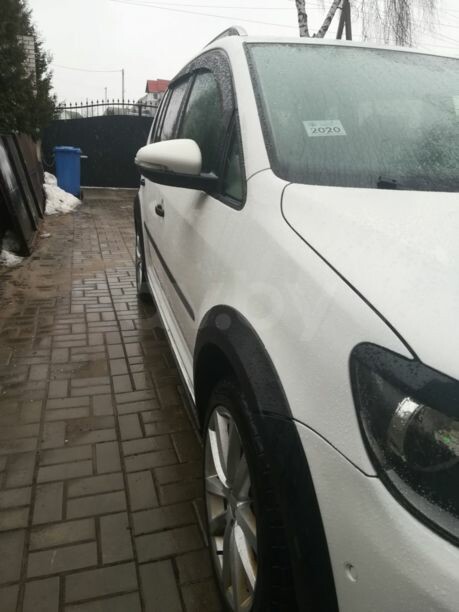 Volkswagen Touran II, 7 мест, 2012 г.