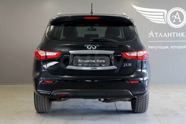 Infiniti JX, 7 мест, 2013 г.