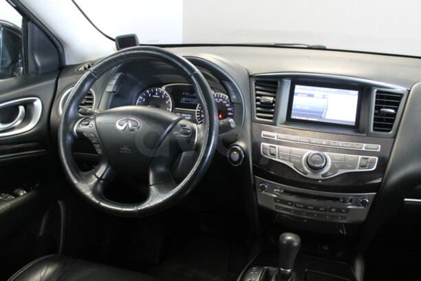Infiniti JX, 7 мест, 2013 г.