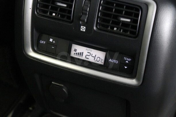 Infiniti JX, 7 мест, 2013 г.