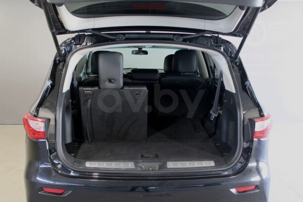 Infiniti JX, 7 мест, 2013 г.