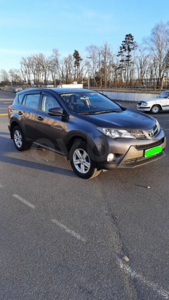 Toyota RAV4 IV (XA40), 5 мест, 2013 г.