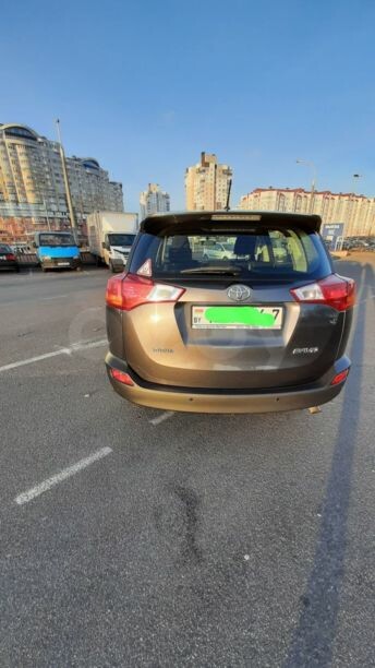 Toyota RAV4 IV (XA40), 5 мест, 2013 г.