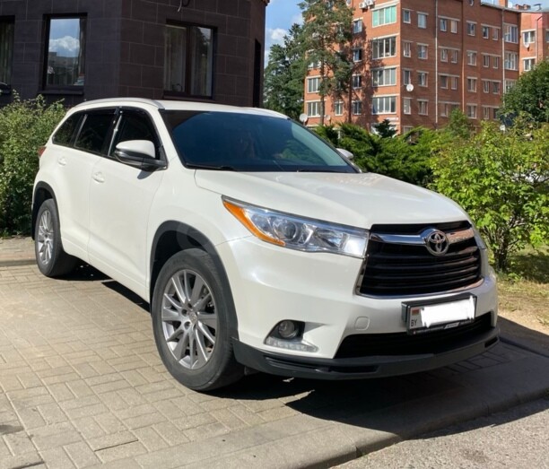 Toyota Highlander III (XU50), 7 мест, 2015 г.