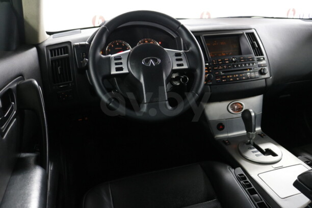 Infiniti FX I, 2005 г.
