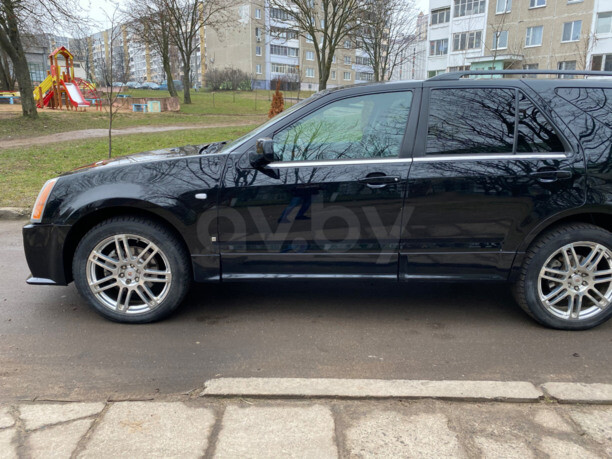 Cadillac SRX I, 5 мест, 2007 г.