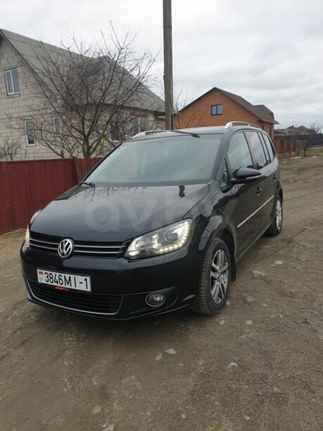 Volkswagen Touran II, 5 мест, 2012 г.