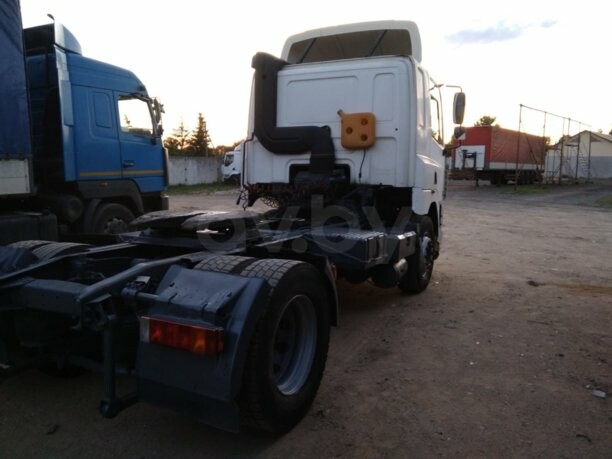 DAF CF 85 тягач, 2001 г.