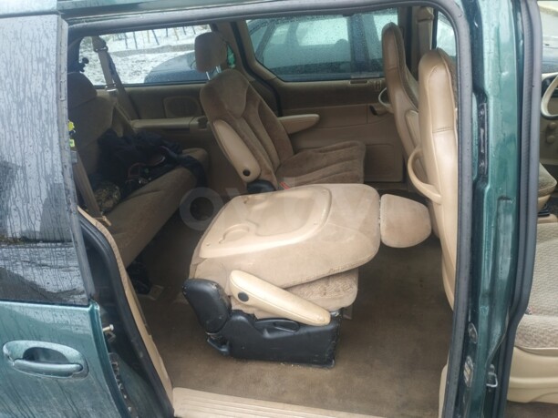 Chrysler Grand Voyager III, 7 мест, 1999 г.
