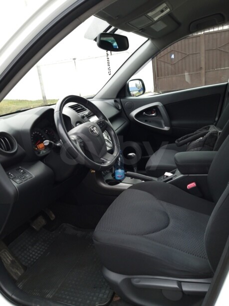 Toyota RAV4 III (XA30) · Рестайлинг, 5 мест, 2011 г.