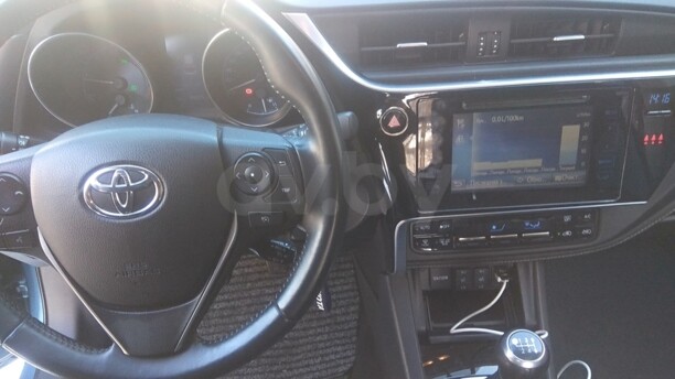 Toyota Auris II (E180) · Рестайлинг, 2016 г.