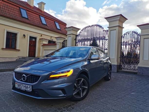 Volvo V40 II · Рестайлинг, 2016 г.