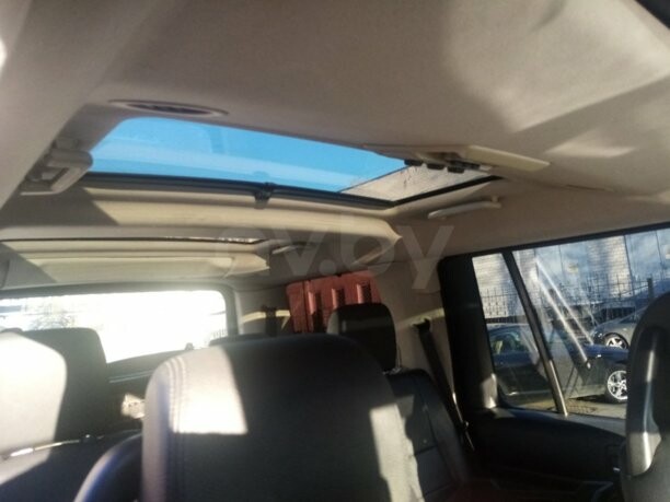 Land Rover Discovery III, 5 мест, 2007 г.