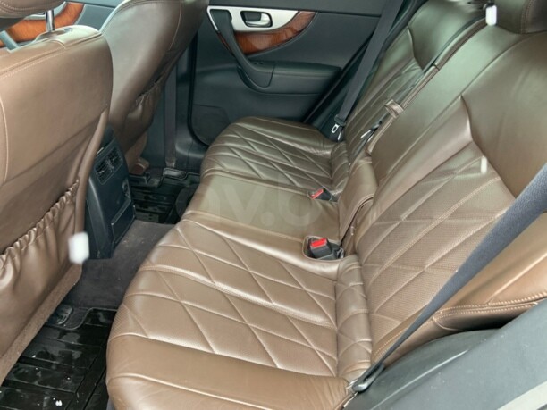Infiniti FX II · Рестайлинг, 2012 г.