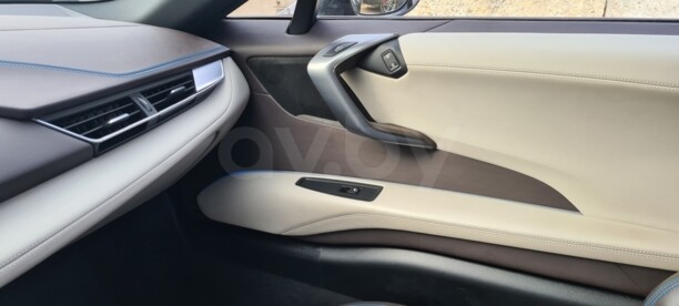 BMW i8 I, 2016 г.