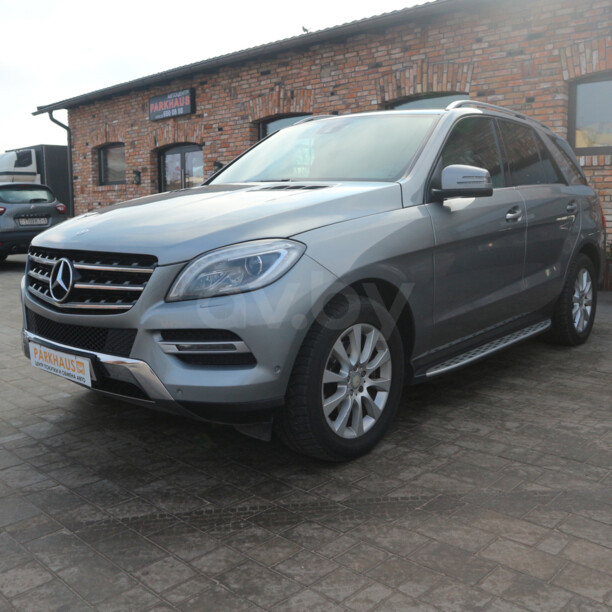 Mercedes-Benz M-Класс W166, 5 мест, 2012 г.