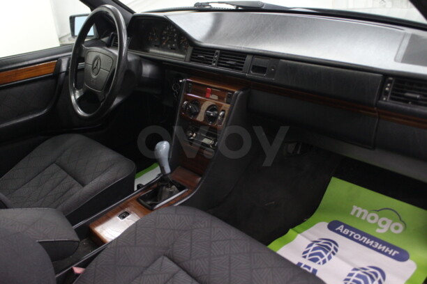 Mercedes-Benz E-Класс W124, S124, C124, A124, 1993 г.