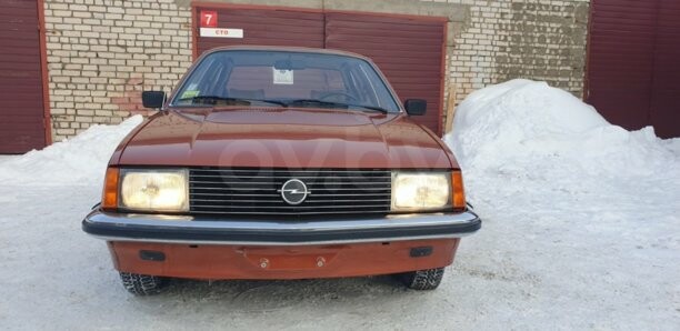 Opel Rekord, 1980 г.