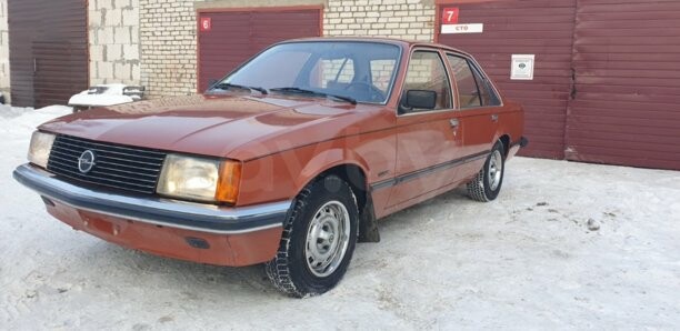 Opel Rekord, 1980 г.