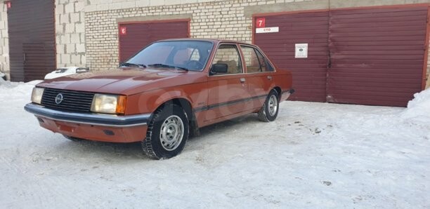 Opel Rekord, 1980 г.