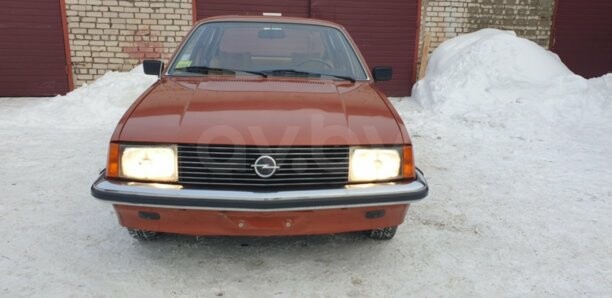 Opel Rekord, 1980 г.
