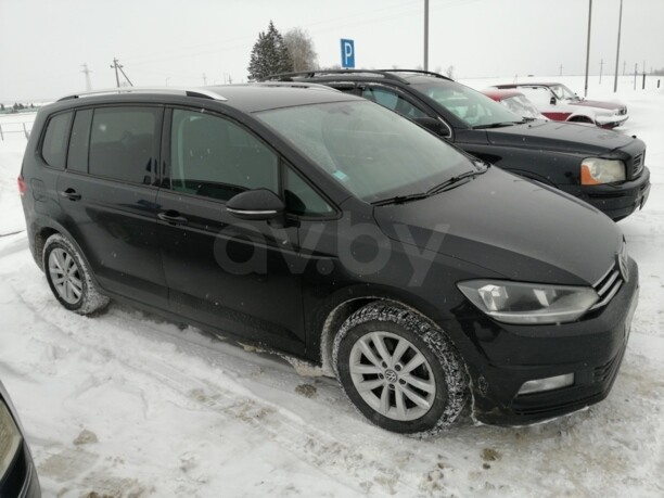 Volkswagen Touran III, 5 мест, 2017 г.