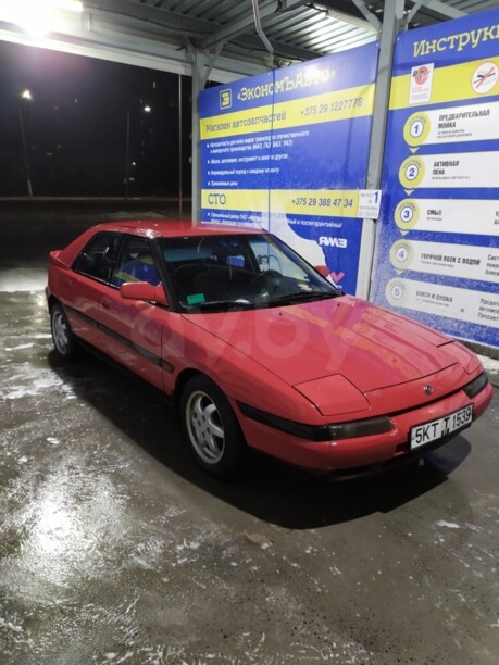 Mazda 323F, 1992 г.