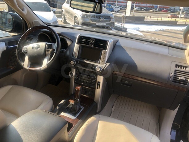 Toyota Land Cruiser Prado J150, 7 мест, 2009 г.