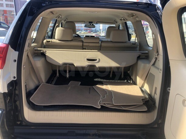 Toyota Land Cruiser Prado J150, 7 мест, 2009 г.