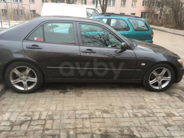 Lexus IS I, 2000 г.