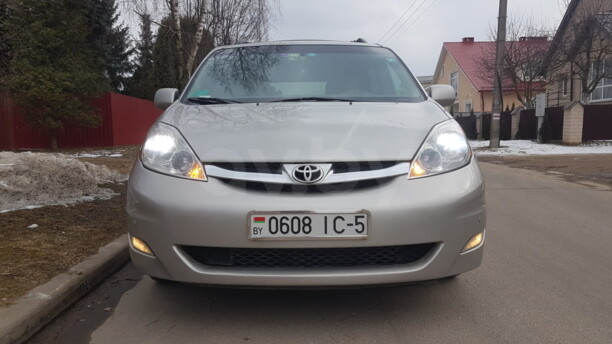 Toyota Sienna II (XL20) · Рестайлинг, 7 мест, 2007 г.