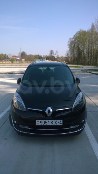 Renault Grand Scenic III · 2-й рестайлинг, 5 мест, 2013 г.