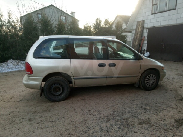 Plymouth Voyager III, 7 мест, 1999 г.